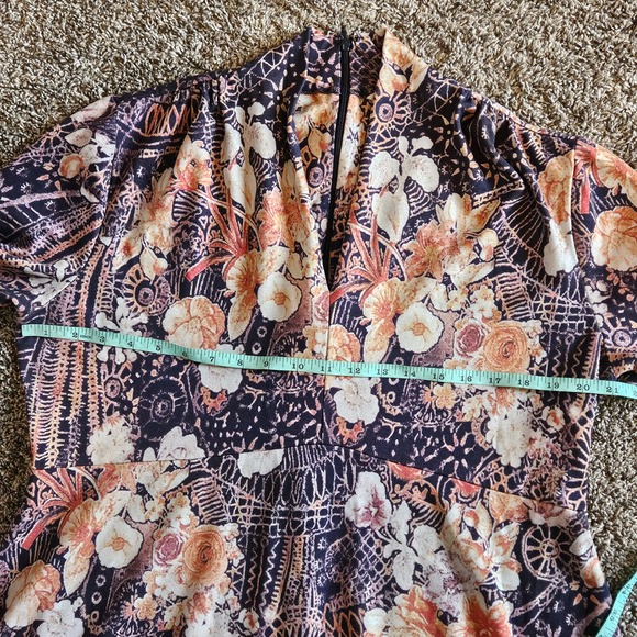 Soft Surroundings Adamaris Dress Womens XL Floral Mandala Midi V-Neck Boho Artsy - Picture 5 of 11